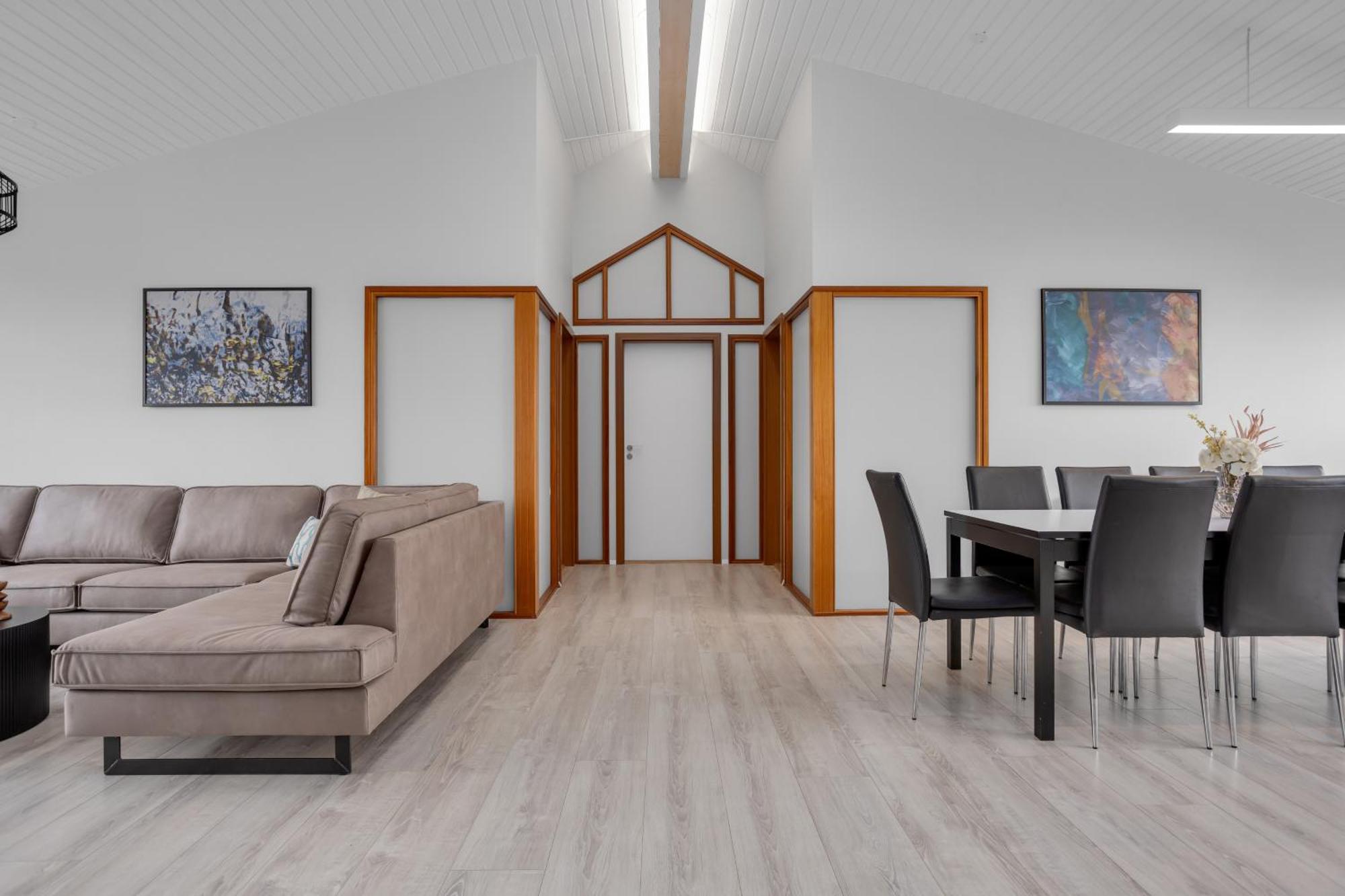 Thorsplan Luxury Apartment ハフナルフィヨルズゥル エクステリア 写真